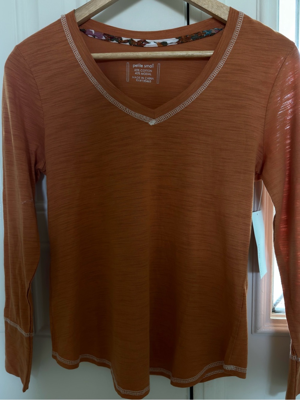 Women's V-Neck Sweater in Rust Orange - Petite